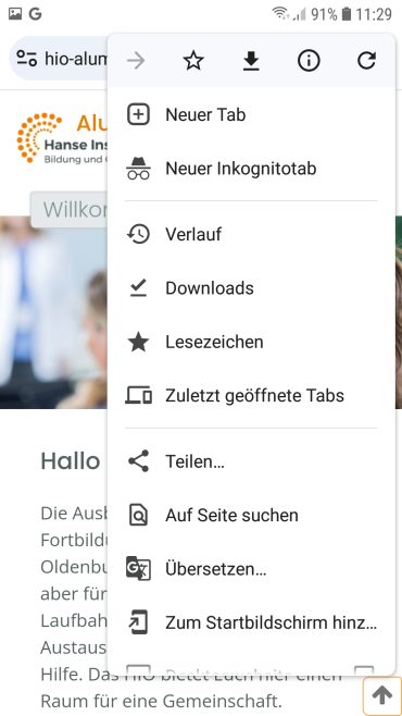Das Menü des Browsers ausgeklappt. Unten der Eintrag "Zum Startbildschirm hinzufügen".